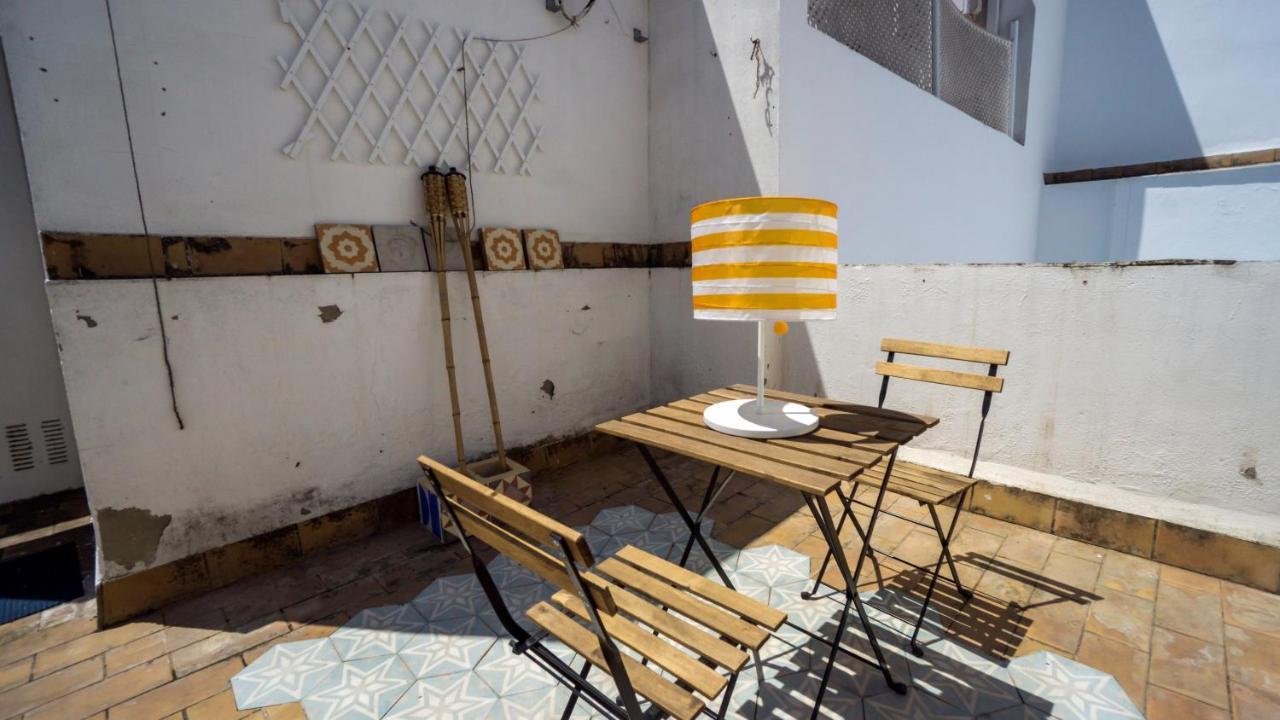 Rentalsevilla Feria Duplex Con Terraza Exterior photo